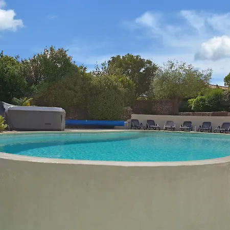 In With Pool Near Carcassonne, Cleaning Included